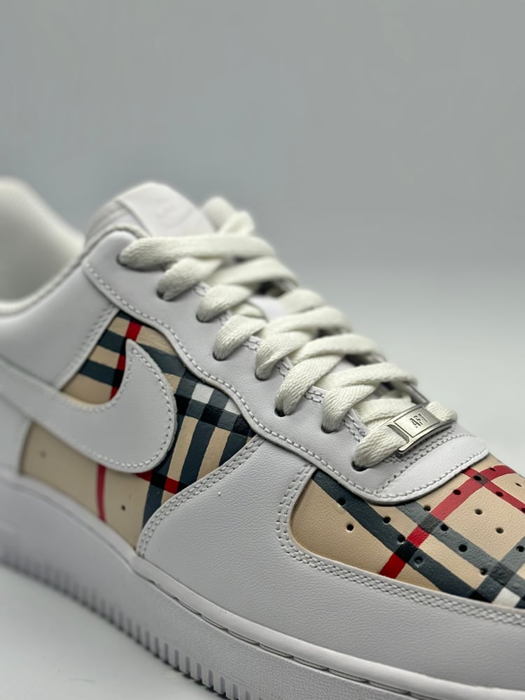 Women’s Burberry AF1