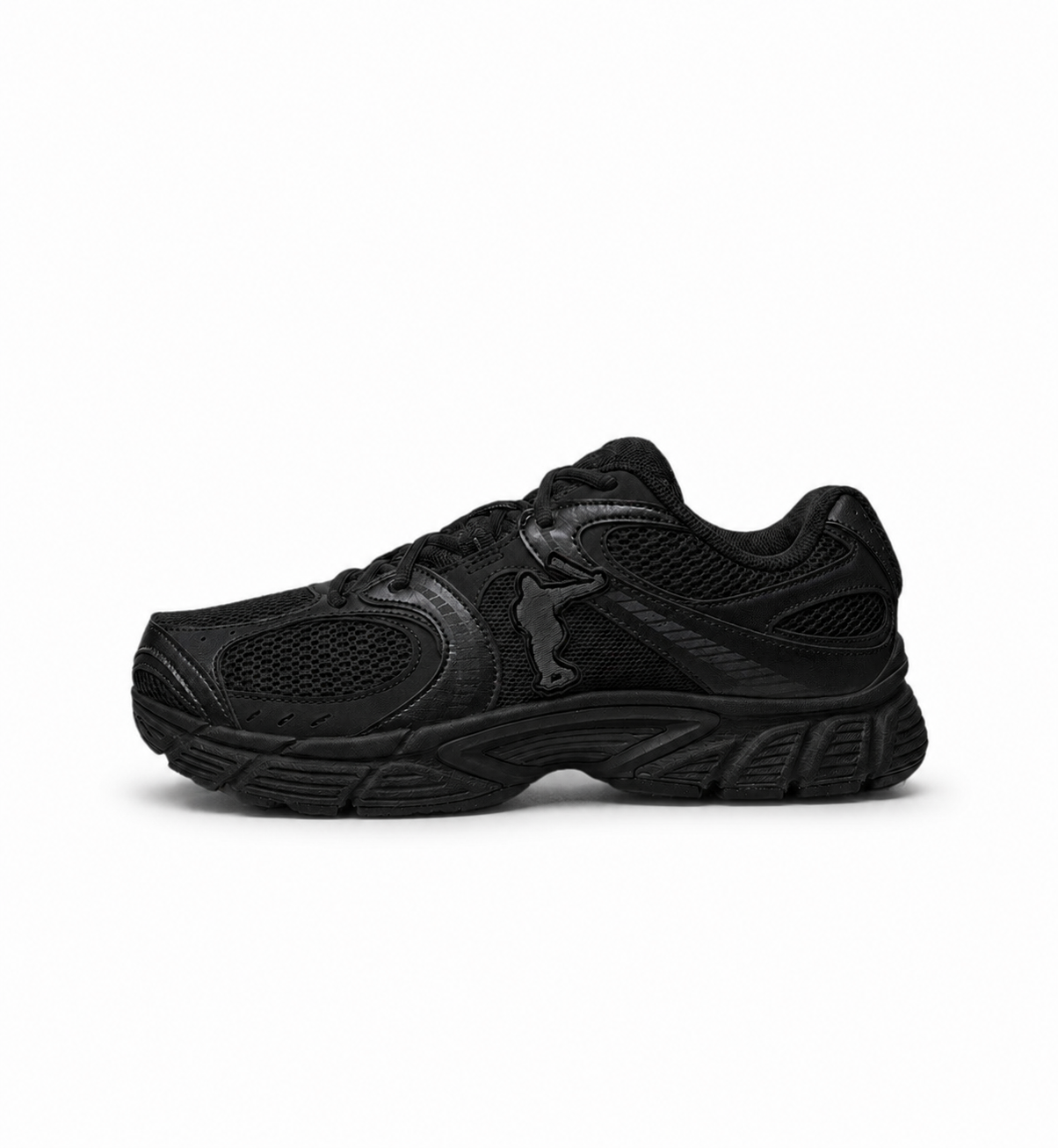 Triple Black “MIGGY TRAINER”