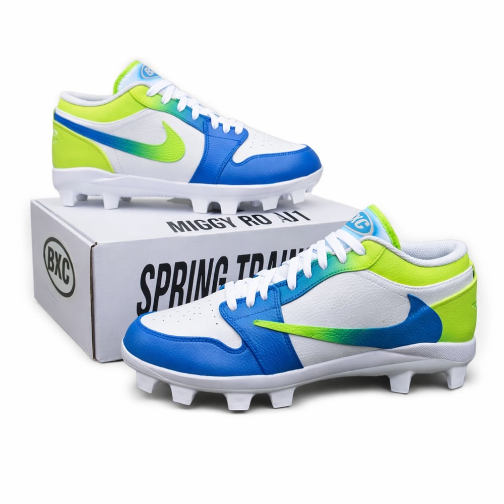 Men’s “MIGGY RO”  AJ1 Low Cleats